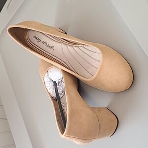 New Easy Street Proper Heels